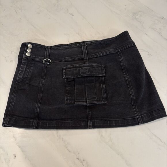 Utility Cargo Streetwear Y2K Urban Outfitters Black Denim Cargo Mini Skirt Lg - Picture 6 of 7
